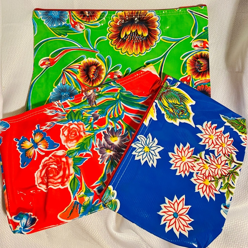 (3) Floral Patterned Lined Plastic Zippered Bags